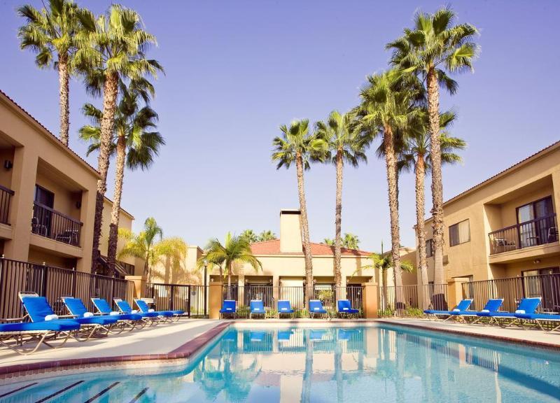 Courtyard By Marriott Los Angeles Hacienda Heights Orange County Extérieur photo