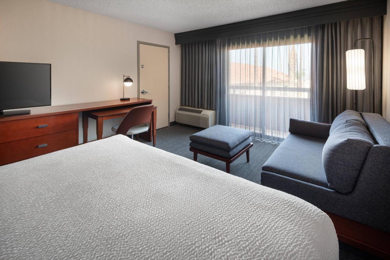Courtyard By Marriott Los Angeles Hacienda Heights Orange County Extérieur photo
